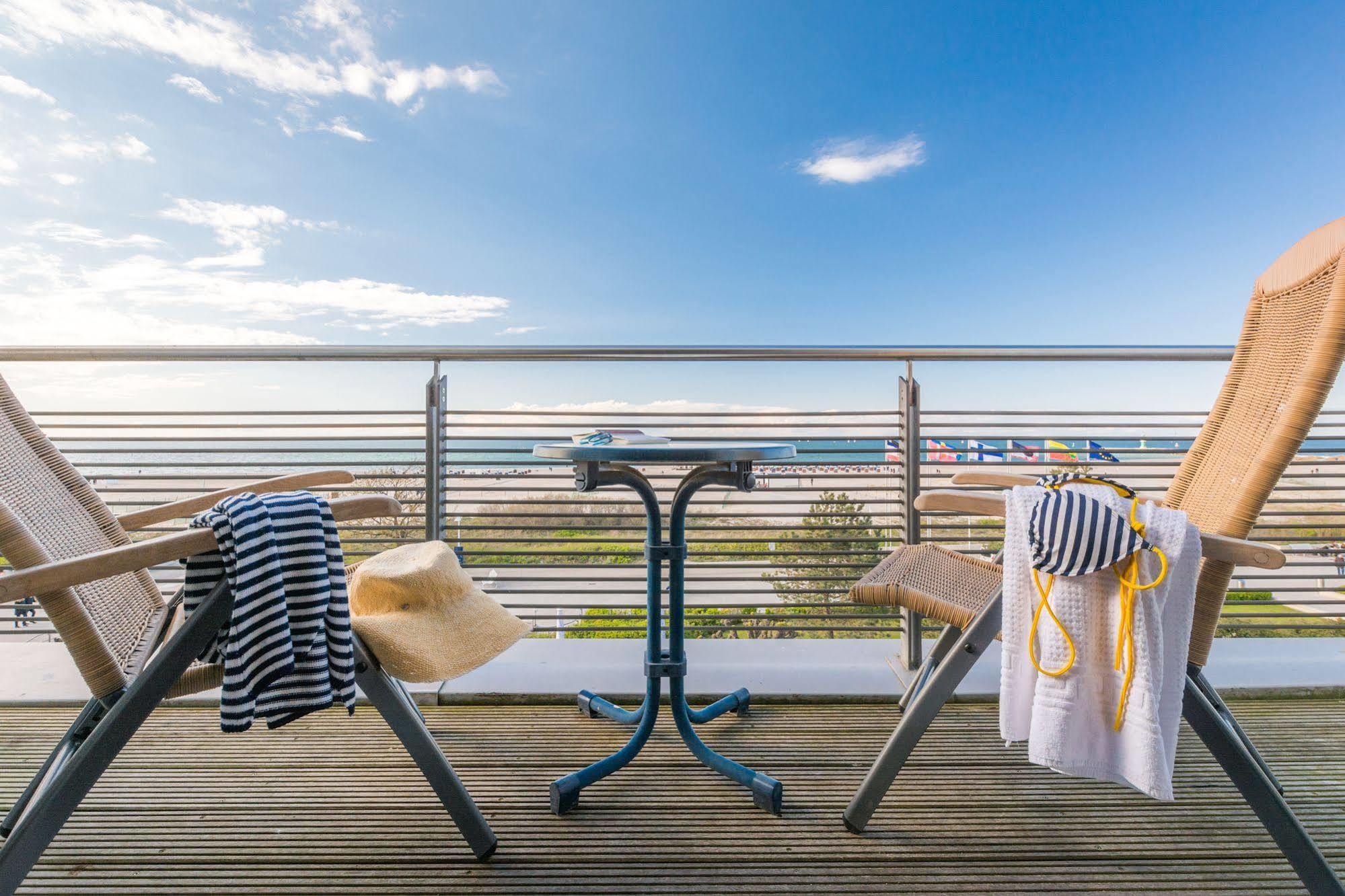 Strand-Hotel Huebner Rostock Exterior photo