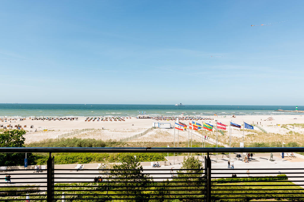 Strand-Hotel Huebner Rostock Exterior photo